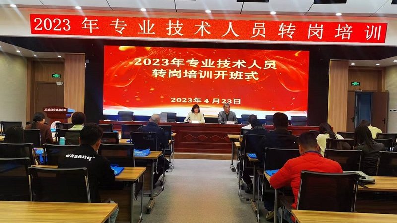 上海叉车证考试费用揭秘：费用构成与选择指南